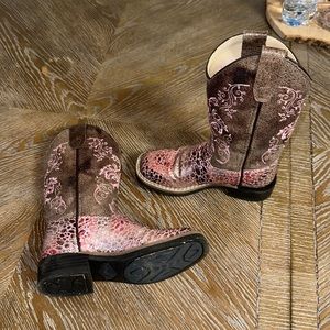 Old west cowgirl boots